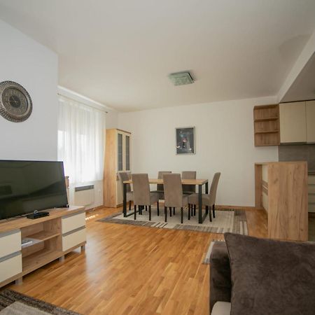 Dream Garden Apartments 兹拉蒂博尔 外观 照片